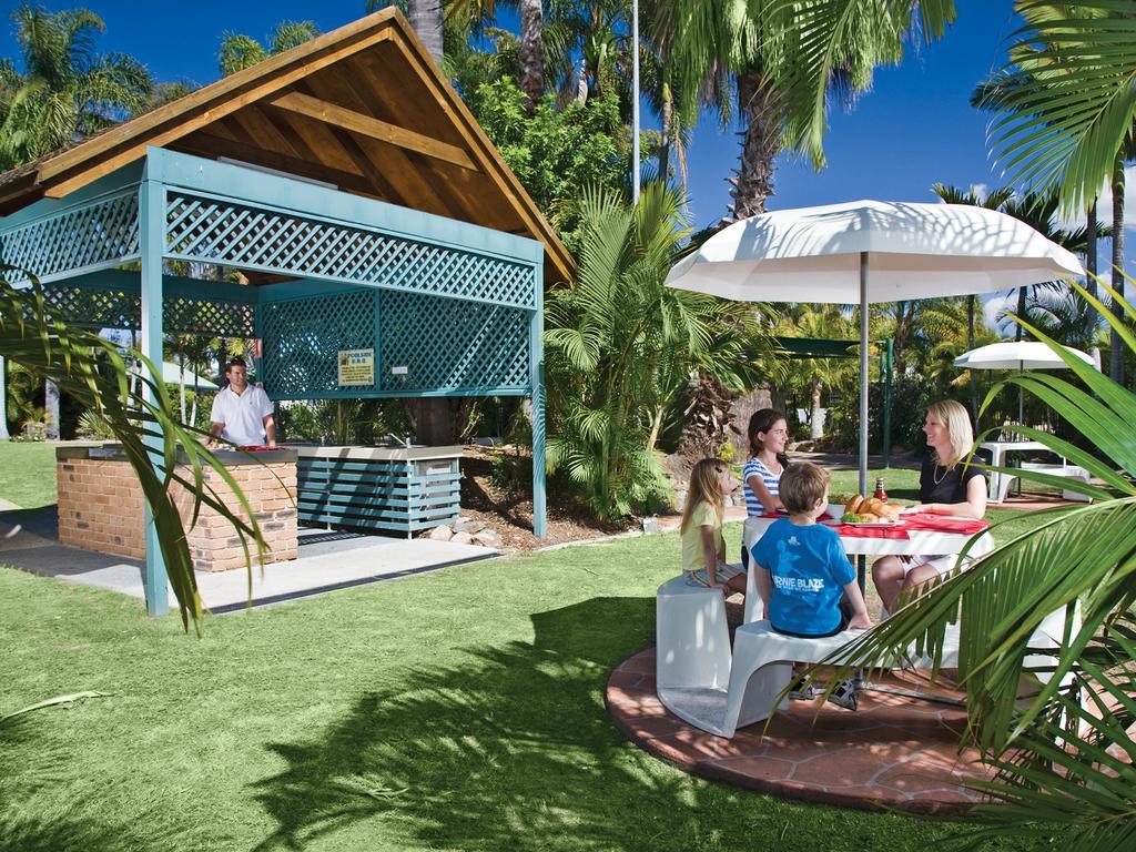 Nrma Treasure Island Holiday Resort Guldkusten Exteriör bild